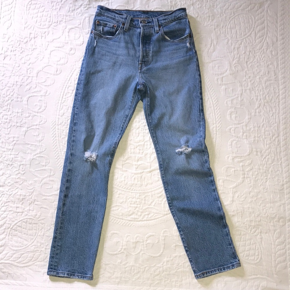 Levi 501 Straight Leg Jeans